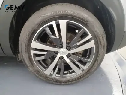 Photo 67 Peugeot 3008  Puretech 130ch S&S BVM6