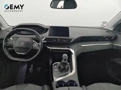 Photo 22 Peugeot 3008 Gén. II Ph1 Allure 5