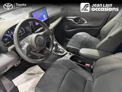 Photo 10 Toyota Yaris  Hybride 130h