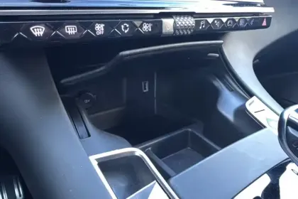 Photo 61 DS DS 7 DS7 Crossback PureTech 180 EAT8