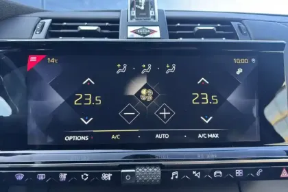 Photo 98 DS DS 7 DS7 Crossback PureTech 180 EAT8