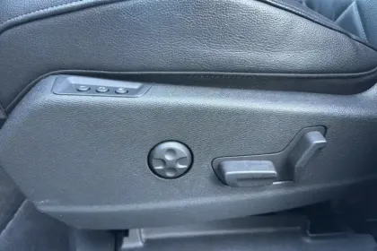 Photo 30 DS DS 7 DS7 Crossback PureTech 180 EAT8