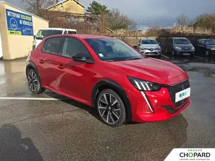 Photo 32 Peugeot 208 Gén. II Ph1 NG GT 5