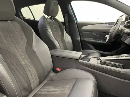 Photo 28 Peugeot 408  PHEV 225 e-EAT8