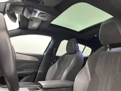 Photo 23 Peugeot 408  PHEV 225 e-EAT8