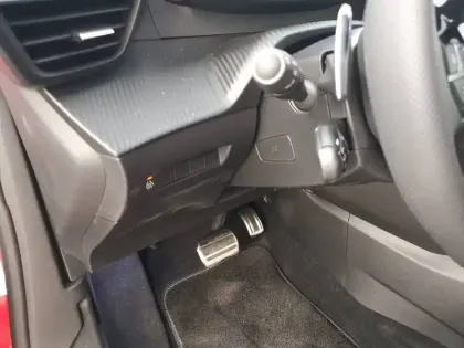 Photo 81 Peugeot 2008  PureTech 130 S&S EAT8