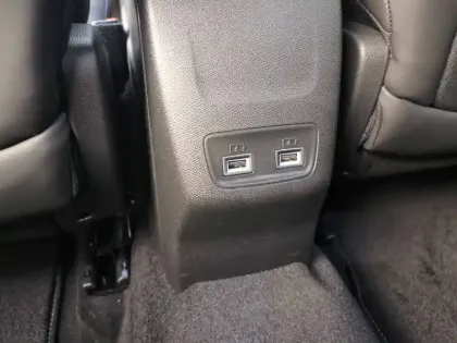 Photo 59 Peugeot 2008  PureTech 130 S&S EAT8