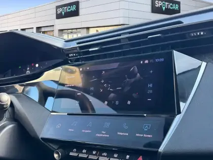 Photo 10 Peugeot 308  PureTech 130ch S&S EAT8 Allure