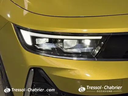 Photo 13 Opel Astra  1.2 Turbo 130 ch BVA8 GS