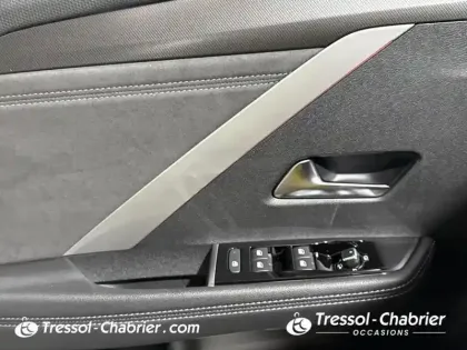 Photo 19 Opel Astra  1.2 Turbo 130 ch BVA8 GS