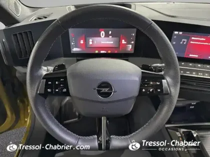 Photo 11 Opel Astra  1.2 Turbo 130 ch BVA8 GS