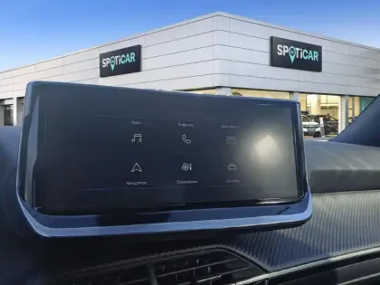 Photo 21 Peugeot 2008  Hybrid 145 e-DCS6 Style