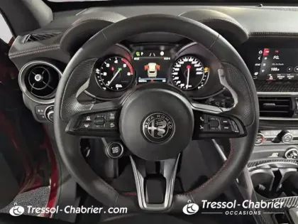 Photo 11 Alfa Romeo Stelvio  2.2 210 ch Q4 AT8 Estrema