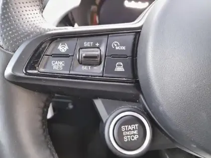 Photo 18 Alfa Romeo Tonale  1.5 Hybrid 160 ch VGT TCT7 Veloce