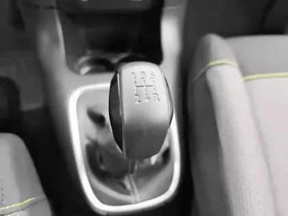 Photo 23 Citroën C3  PureTech 83 S&S BVM5 C-Series