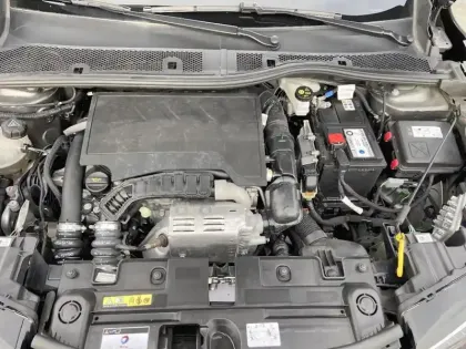 Photo 6 DS DS 3 DS3 Crossback PureTech 130 EAT8 Performance Line