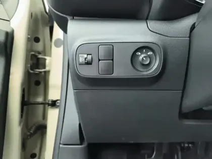 Photo 16 Citroën C3  PureTech 83 ch BVM5 Plus