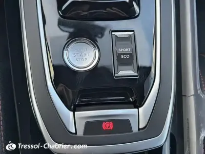 Photo 14 Peugeot 308  BlueHDi 180ch S&S EAT8 GT