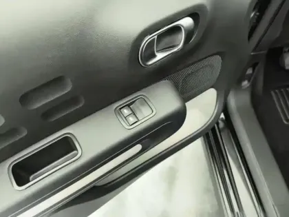 Photo 19 Citroën C3  PureTech 83 ch BVM5 Plus