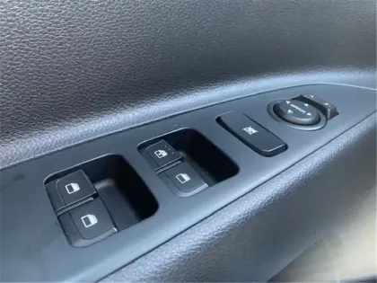 Photo 15 Kia Stonic 1.0 T-GDI 100 CH ISG BVM5