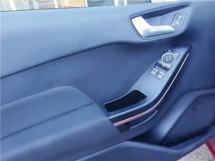 Photo 16 Ford Fiesta 1.0 ECOBOOST 100 CH S&S BVM6