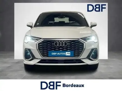 Photo 12 Audi Q3 35 TDI 150 ch S tronic 7 S line