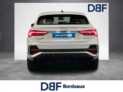 Photo 9 Audi Q3 35 TDI 150 ch S tronic 7 S line