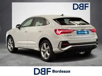 Photo 8 Audi Q3 35 TDI 150 ch S tronic 7 S line