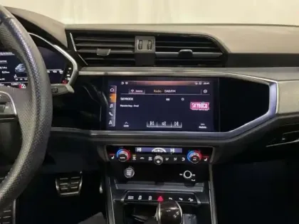 Photo 15 Audi Q3 35 TDI 150 ch S tronic 7 S line