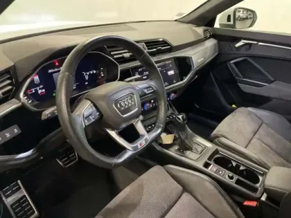 Photo 14 Audi Q3 35 TDI 150 ch S tronic 7 S line