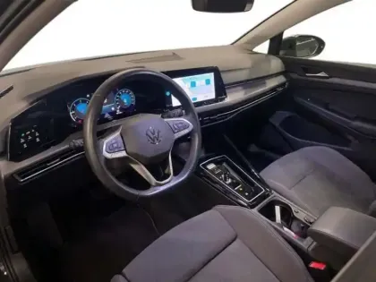 Photo 8 Volkswagen Golf 2.0 TDI SCR 150 DSG7 Style