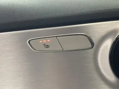 Photo 18 Mercedes Classe C  200 d Berline AMG Lin