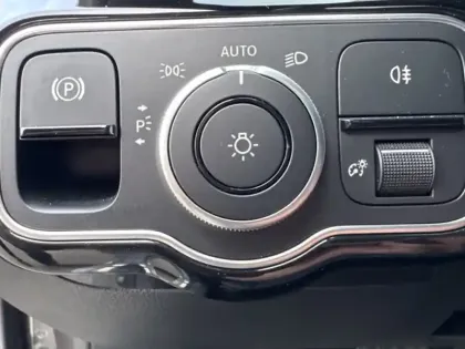 Photo 15 Mercedes Classe A 180 d Progressive Line