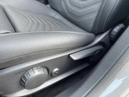 Photo 16 Mercedes Classe A 180 d Progressive Line