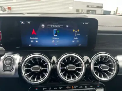 Photo 11 Mercedes GLB 220 d 4MATIC AMG Line