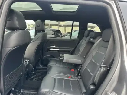 Photo 15 Mercedes GLB 220 d 4MATIC AMG Line