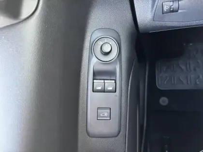 Photo 17 Peugeot Partner Gén. III Ph2 Base 4