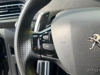 Photo 19 Peugeot 308 GT 1.6 224 ch EAT8