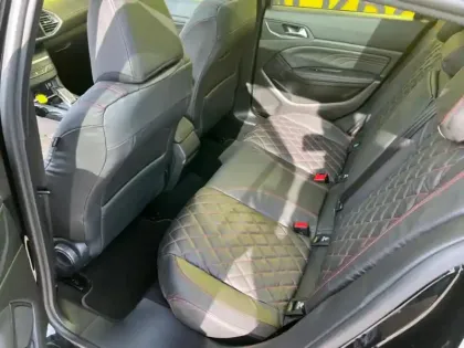 Photo 18 Peugeot 308 GT 1.6 224 ch EAT8