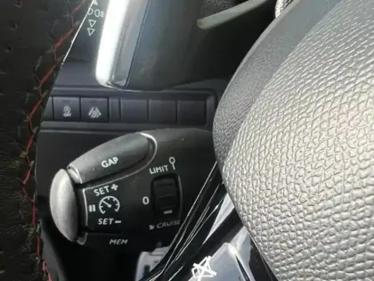 Photo 22 Peugeot 308 GT 1.6 224 ch EAT8