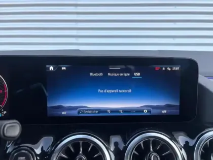 Photo 16 Mercedes GLA 200 d AMG Line