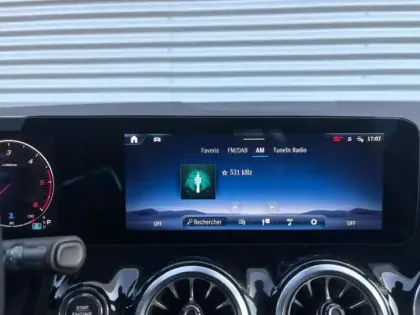 Photo 18 Mercedes GLA 200 d AMG Line