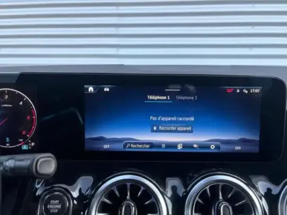 Photo 13 Mercedes GLA 200 d AMG Line