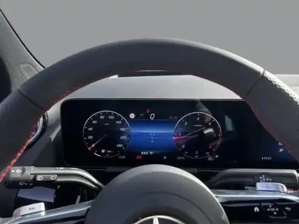 Photo 10 Mercedes GLA 200 d AMG Line