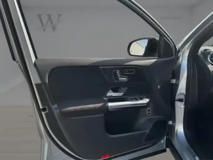 Photo 12 Mercedes GLA 200 d AMG Line