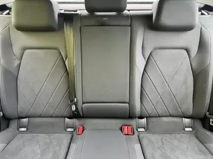 Photo 11 Volkswagen Golf 2.0 TDI 150 Style 1st DSG7