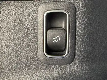 Photo 32 Mercedes GLA Gén. II (H247) Ph2 AMG Line 5