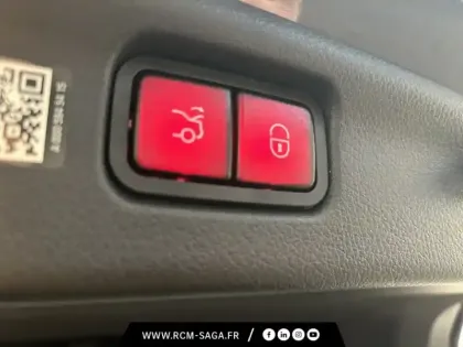 Photo 11 Mercedes Classe C Berline 300 de Hybrid EQ AMG Line