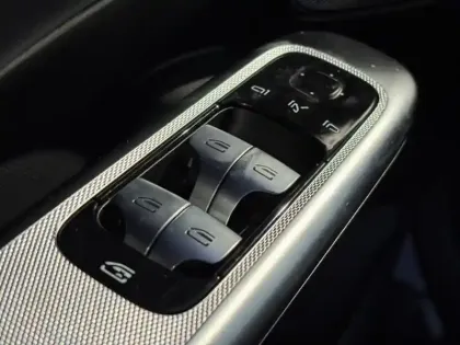 Photo 58 Mercedes Classe GLC Gén. II (C254) Ph1 AMG Line 5