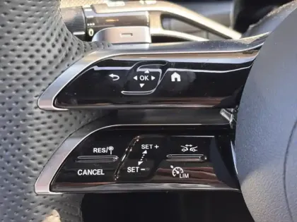 Photo 59 Mercedes Classe GLC Gén. II (C254) Ph1 AMG Line 5